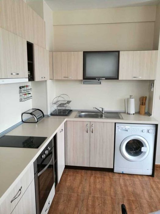 Продава се Тристаен апартамент в Свети Влас - 109 кв.м за 1514 €/кв.м - Снимка #1