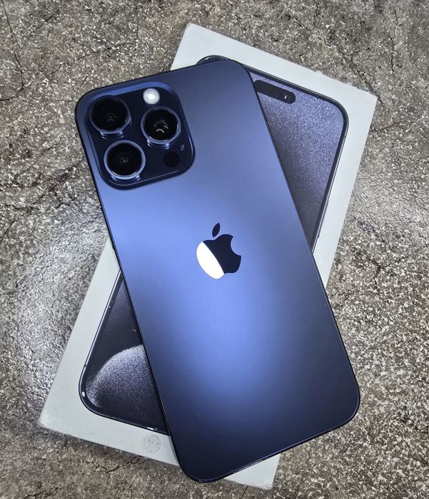 iPhone 15 Pro Max 256GB karobka dok