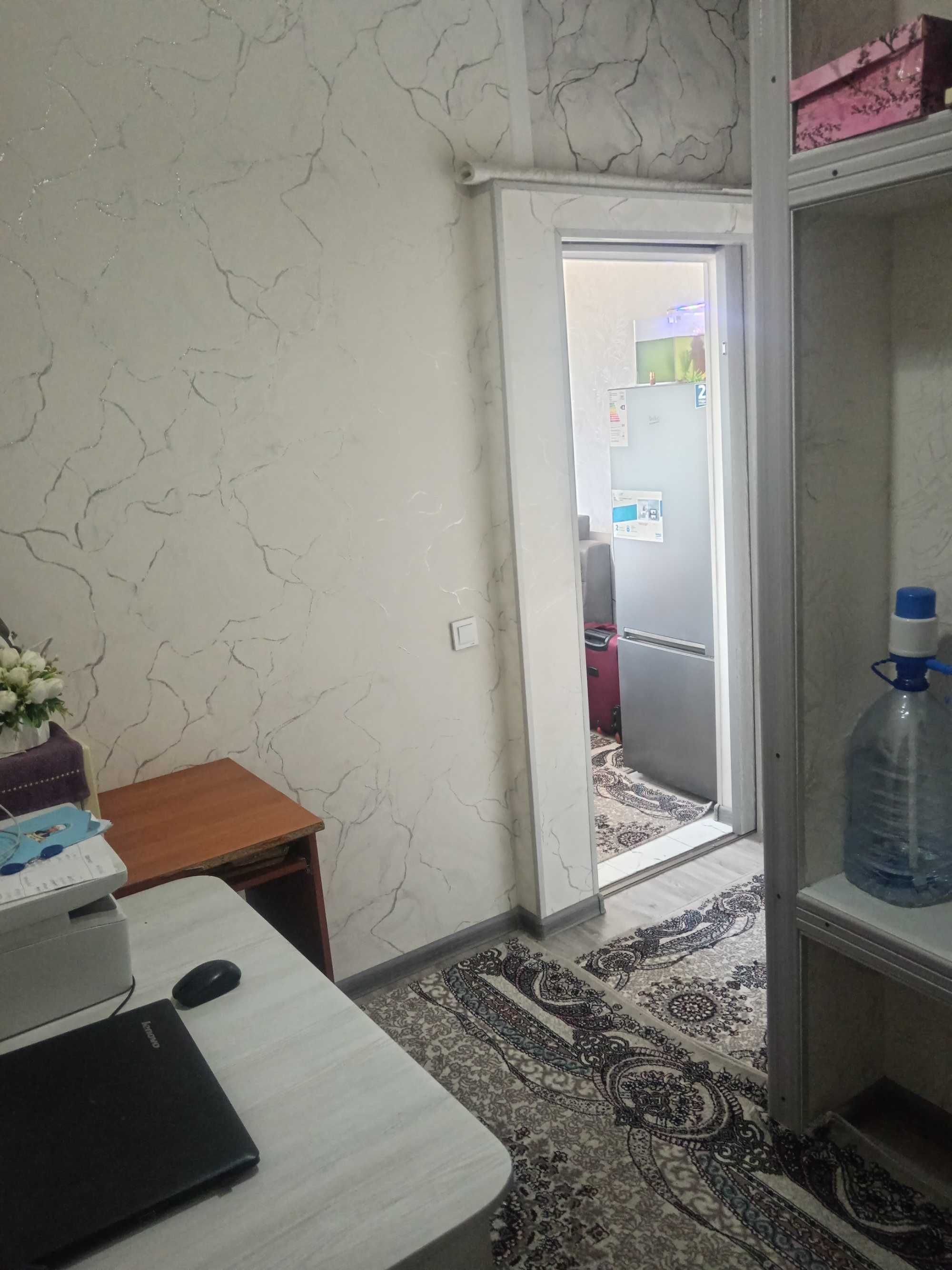 Яшнободда 2-хонали квартира сотилади Яшнобод метросидан 200м 58000$