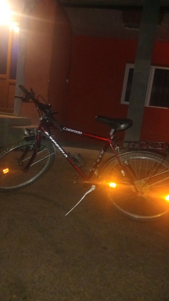 Dau bicigleta în stare buna