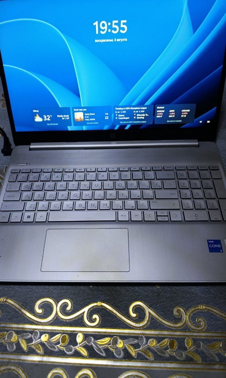 HP Laptop 15s fq5xxx