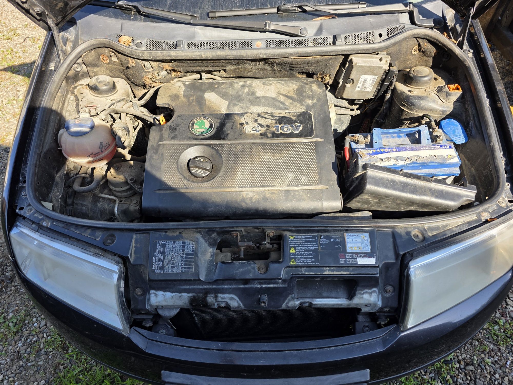 Dezmembrez Skoda Fabia 1.4 benzina