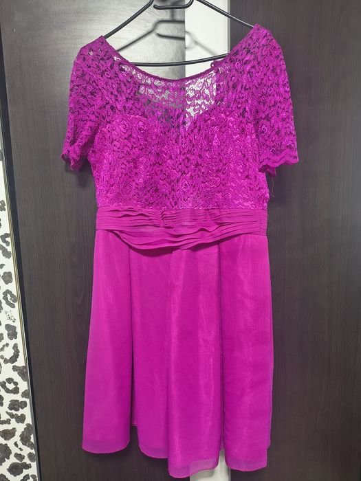 Rochie roz de nuntă