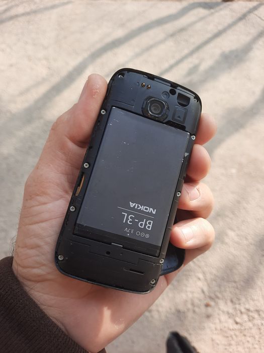 Nokia 603 sotladi uz imeya 30 kun