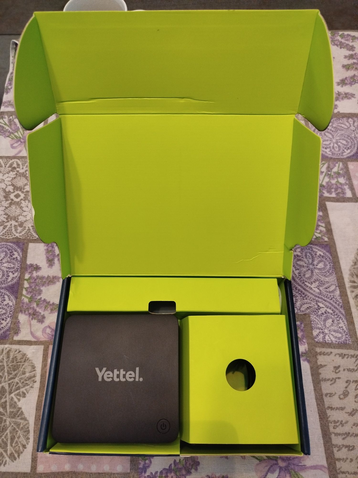 TV Box Ettel  Чисто Нов