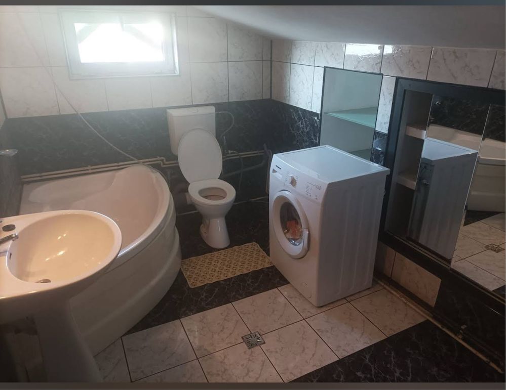 Apartament 4 camere (11 , in vila, cazare echipe de muncitori Ploiesti