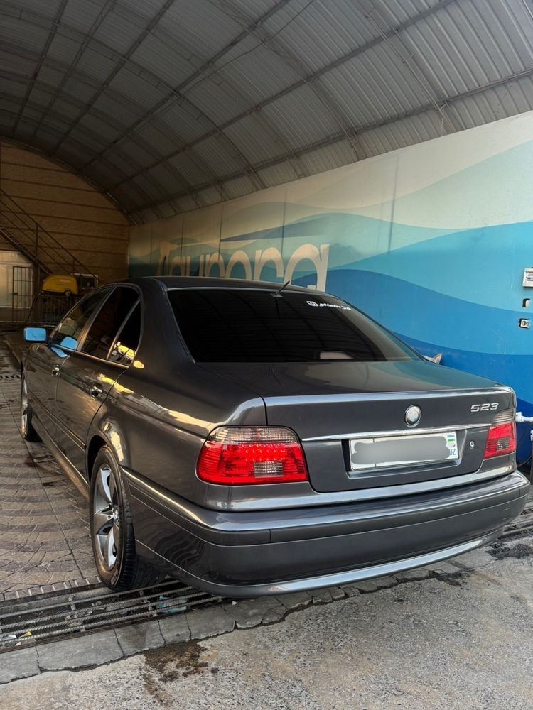 BMW E39 продается!