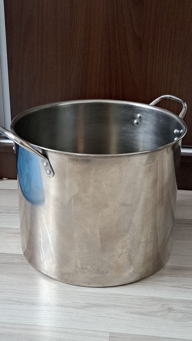 Oala  INOX  Capacitate 8L - 20 L