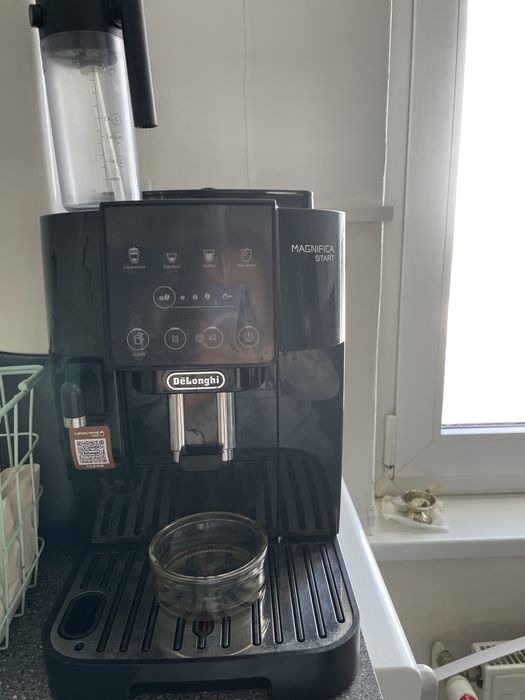 Espressor automat De’Longhi Magnifica Start