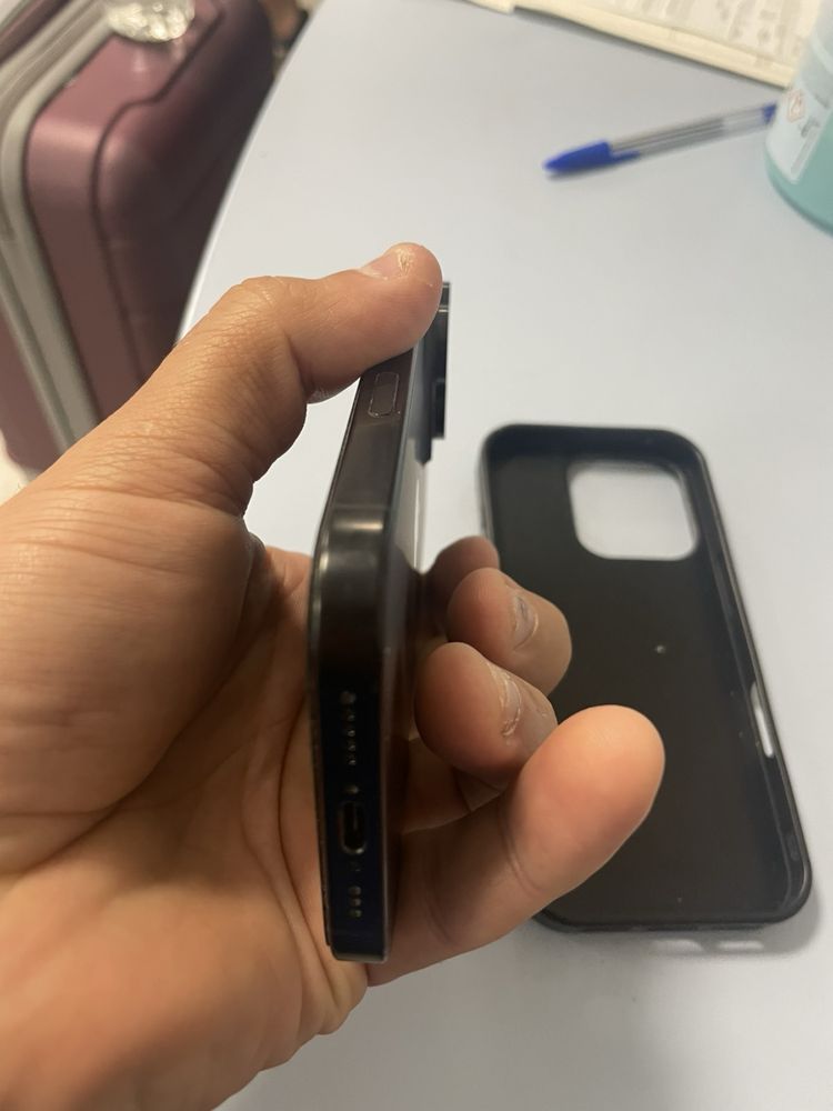 Iphone 16 pro с гаранция