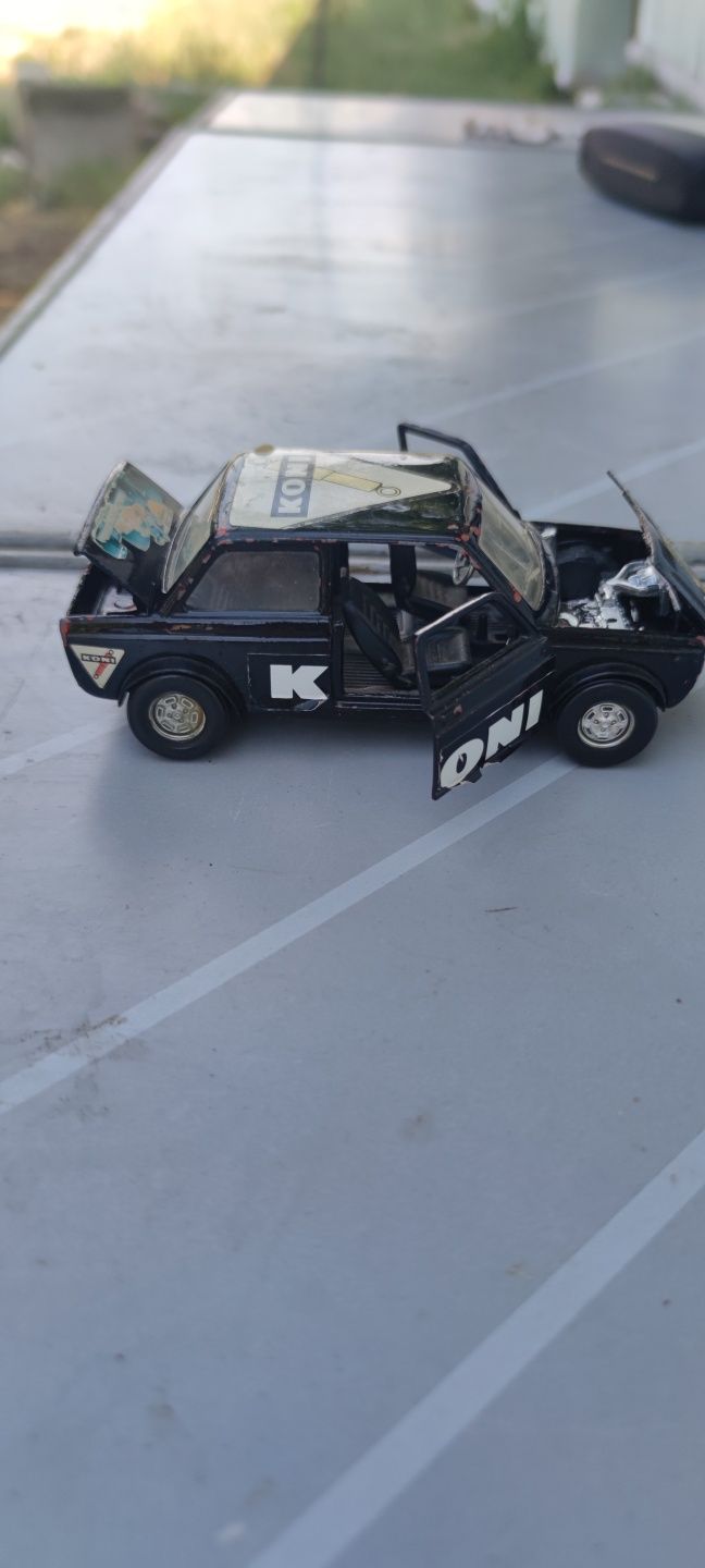 Метална количка S7 Fiat128