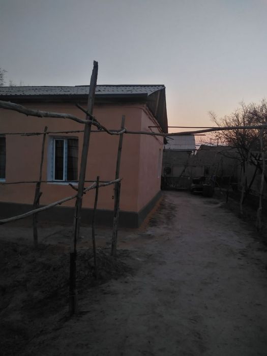 Jay satiladi, Uy satiladi