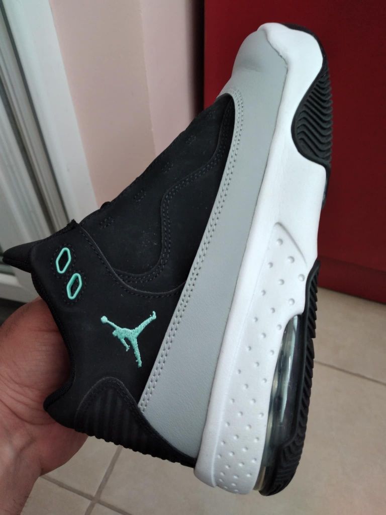Маратонки  Air Jordan номер 38