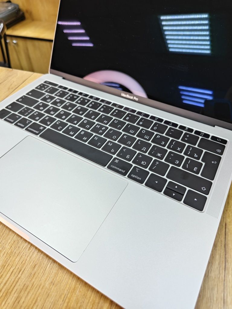 MacBook Pro 13 Core i5 | 128Gb | 8Gb ОЗУ | 6 циклов