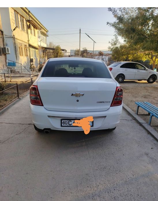 Собалт сотилади 4 разитция нархи 11000 доллор  ками бор