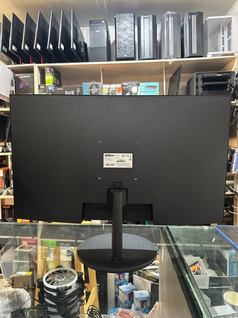 Dahua 27" Flat Manitor! Yangi!