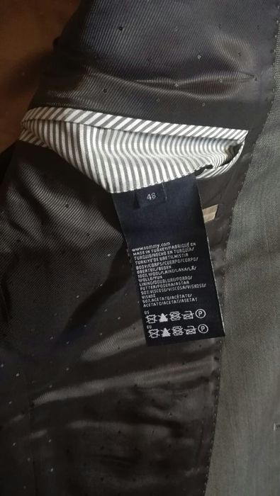 Pantaloni Tommy Hilfiger de stofă 100% lână