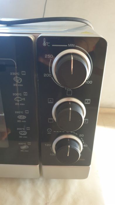 Cuptor electric Brandt