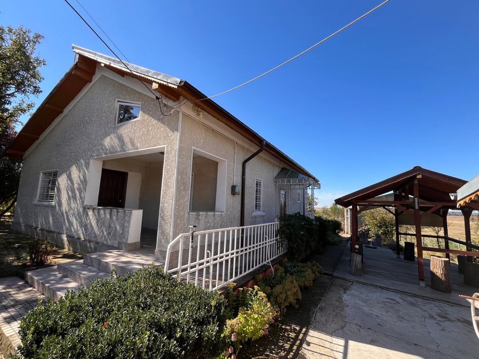 Casa ingrijira, teren generos-Vasilati-30 min. Bucuresti!
