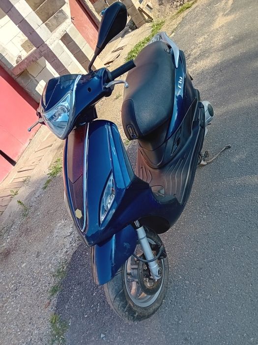 Vand scuter piaggio Flyy 125cc injecție 2012 problema am pierdut cheia