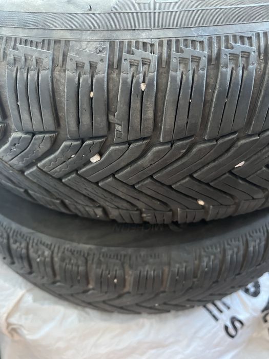 Vand 4 Anvelope de iarna Michelin