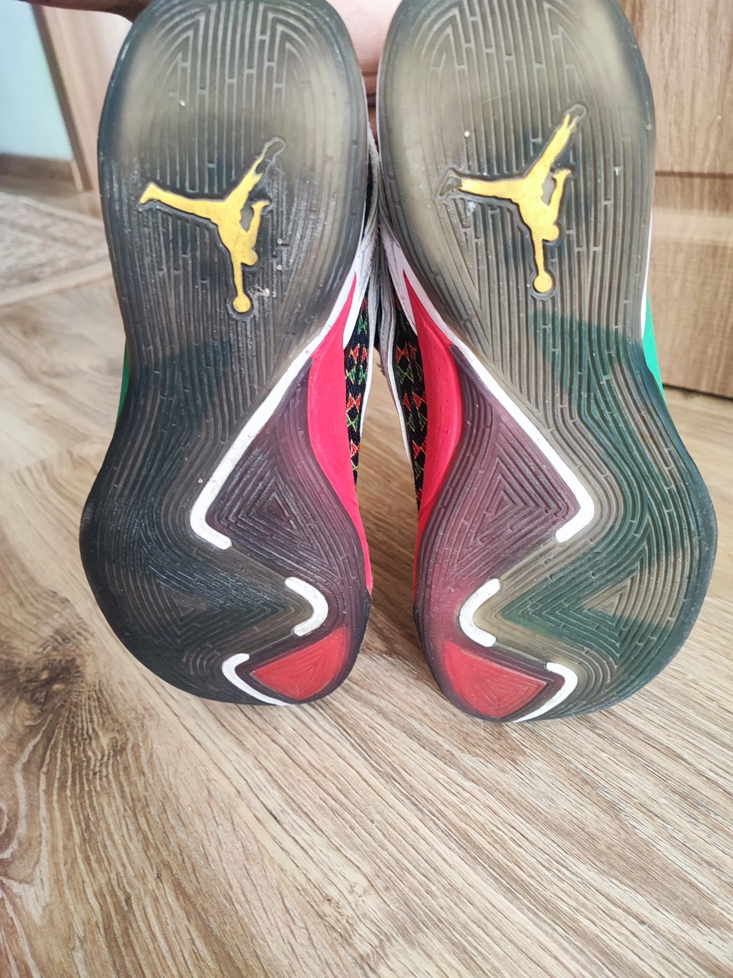 Маратонки Air Jordan Luka 2 Q54 UK6 EUR40
