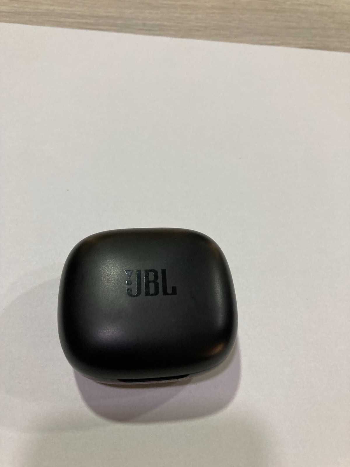 Bluetooth слушалки JBL Live Pro+