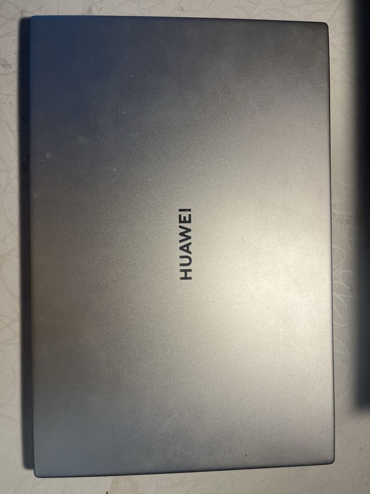 Huawei MateBook D 14