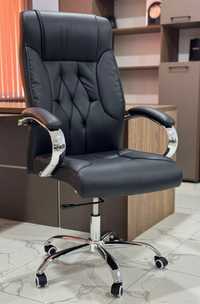Офисное кресло для руководителя модель 676