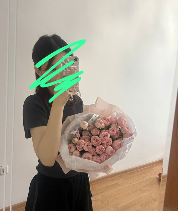 Срочно продается цветы 12к    9веток