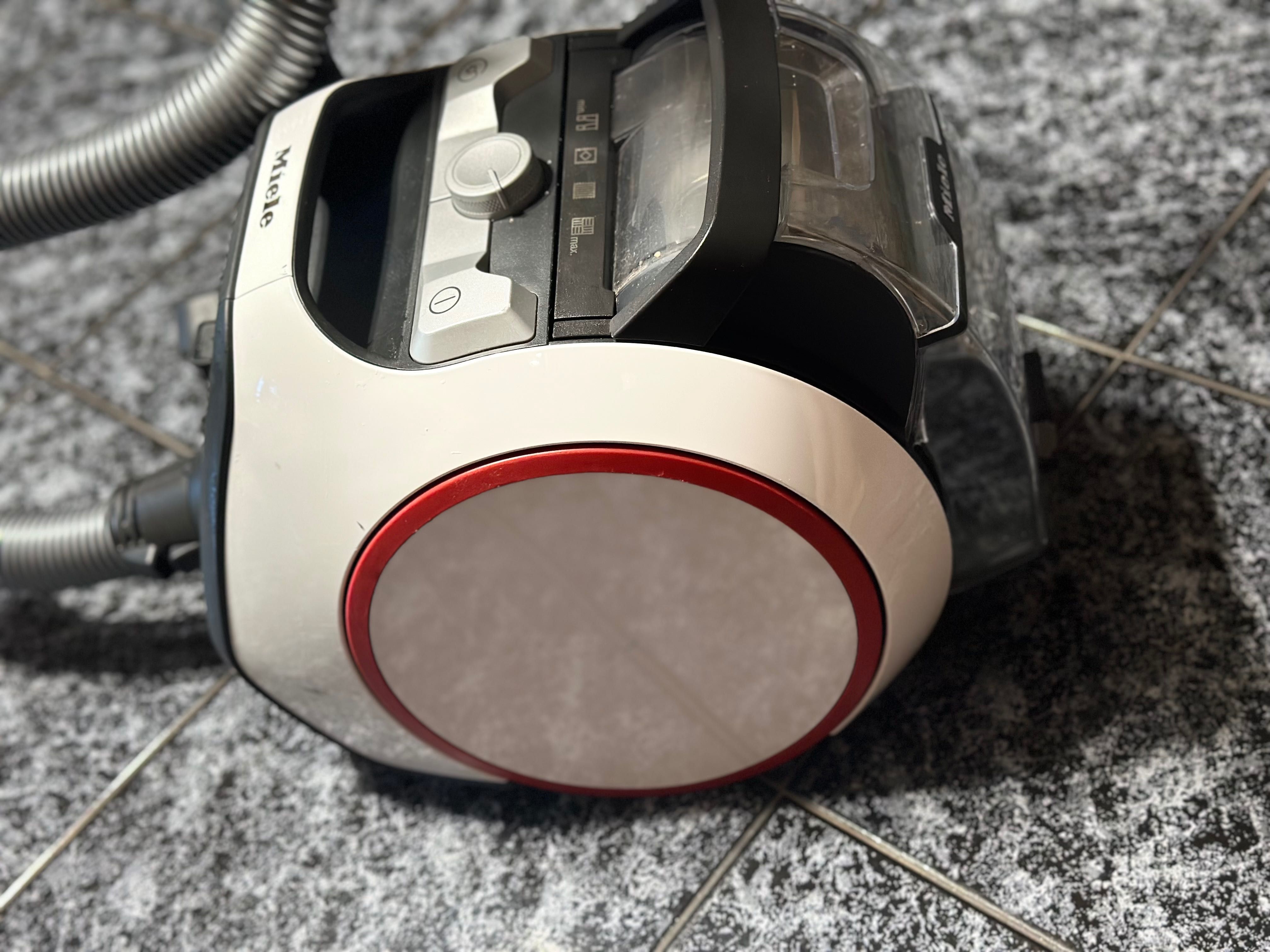 Miele BOOST CX-1 прахосмукачка