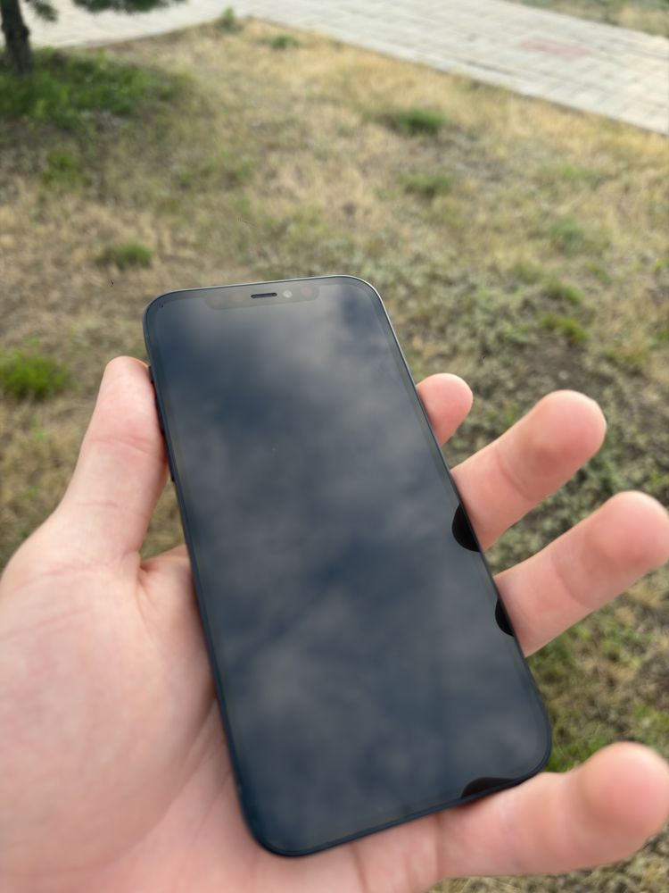 Iphone 12 128гб в идиальном состоянии 10/10