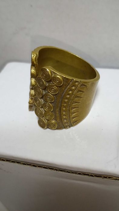 Пръстен от месинг