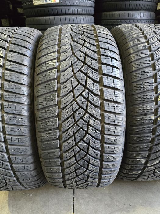255/45/19 GOODYEAR 4бр