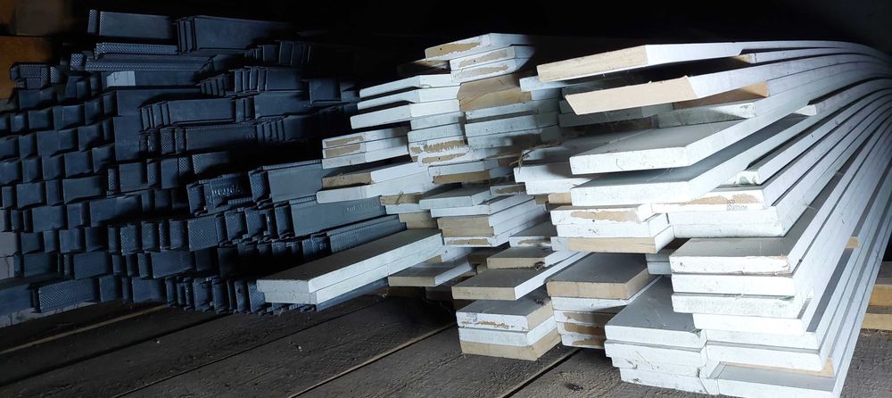 Vand materiale pentru construirea peretilor despartitori rigips !