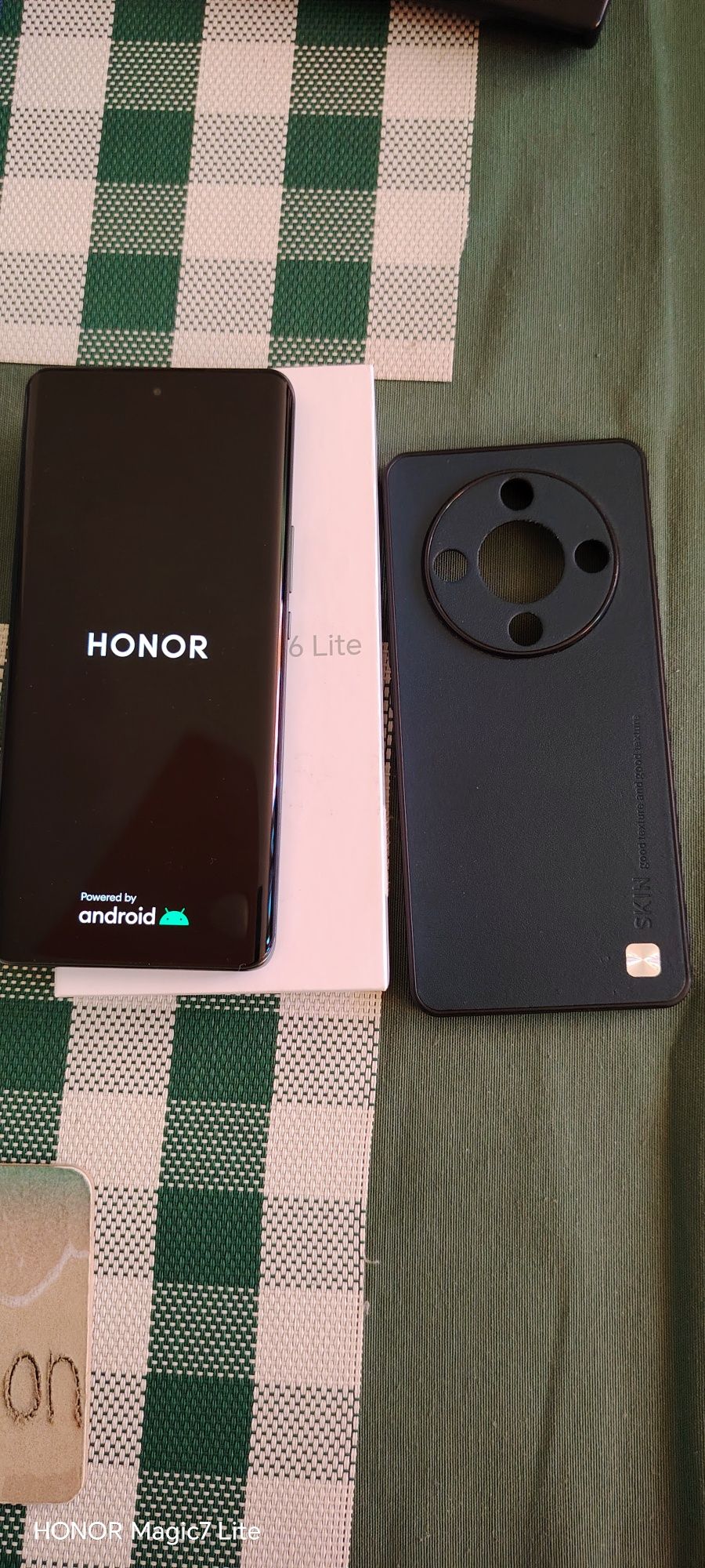 HONOR Magic6 Lite 5G, 8/256G в гаранция до 19.01.2026
