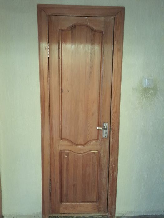 Двери дерево межкомнатные 8000 тенге