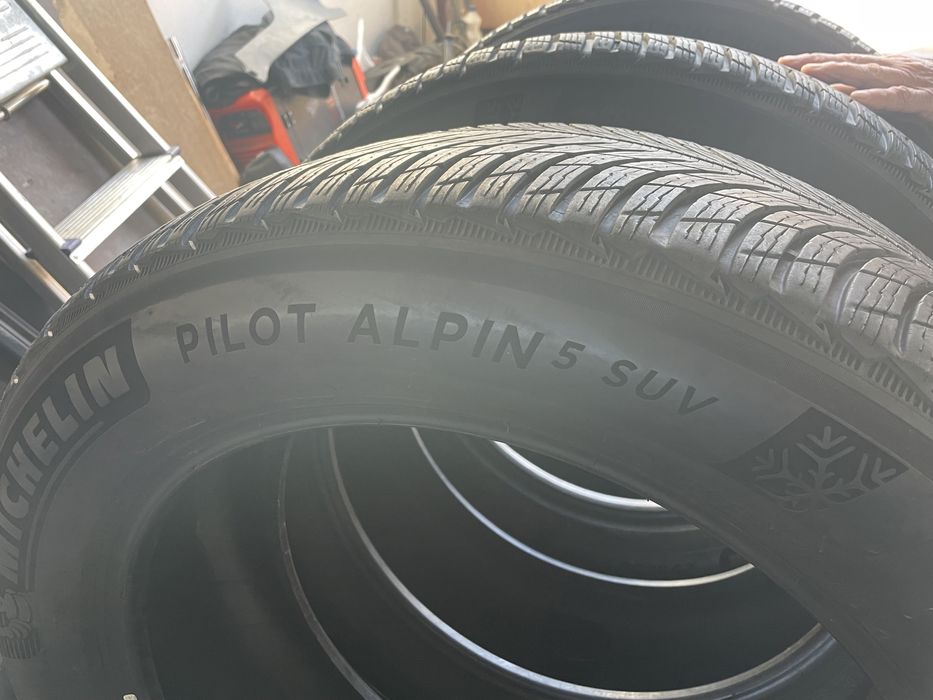Anvelope Iarna 255/55/20 Michelin Alpin 5 set 4 buc