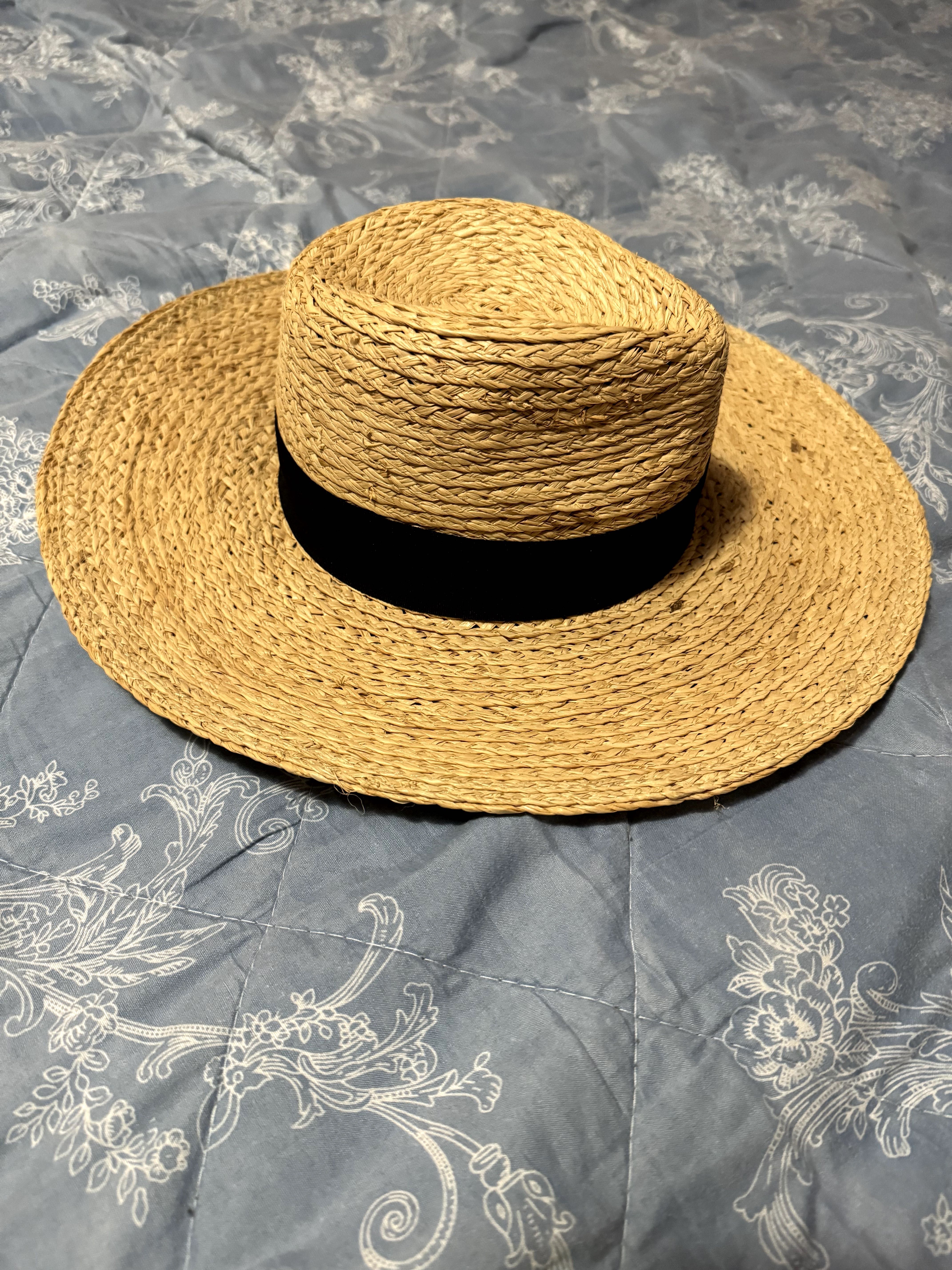 Шляпа соломенная новая