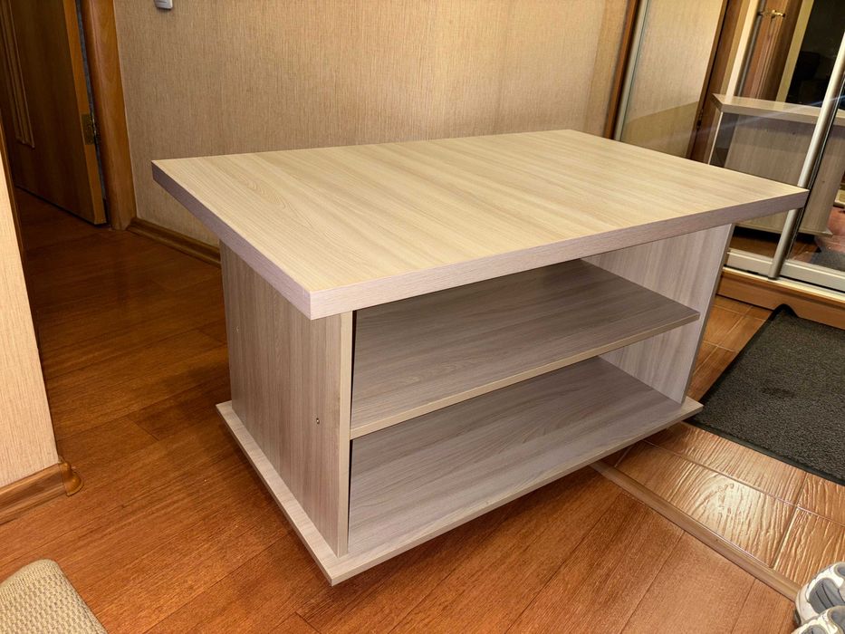 Стол журнальный из магазина ZETA (Самовывоз)