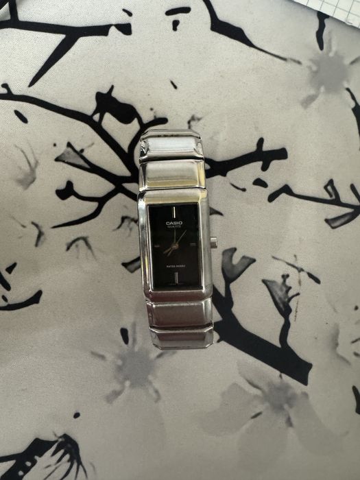 Часы женские Casio quartz water resist