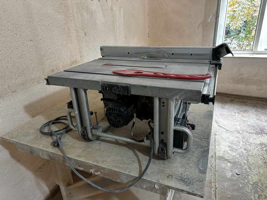 Пила циркулярная Bosch GTS 10 J