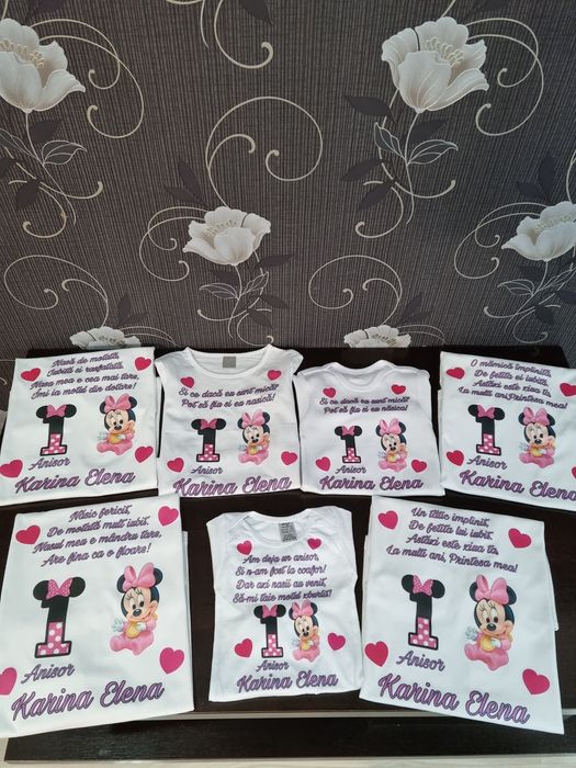 Set mot si tricouri personalizate