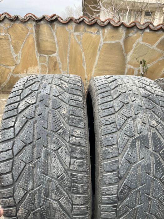 Зимни гуми 245/40/18