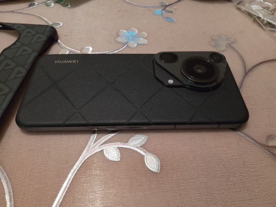 Huawei Pura 70 Ultra 512GB 16 Ram Black