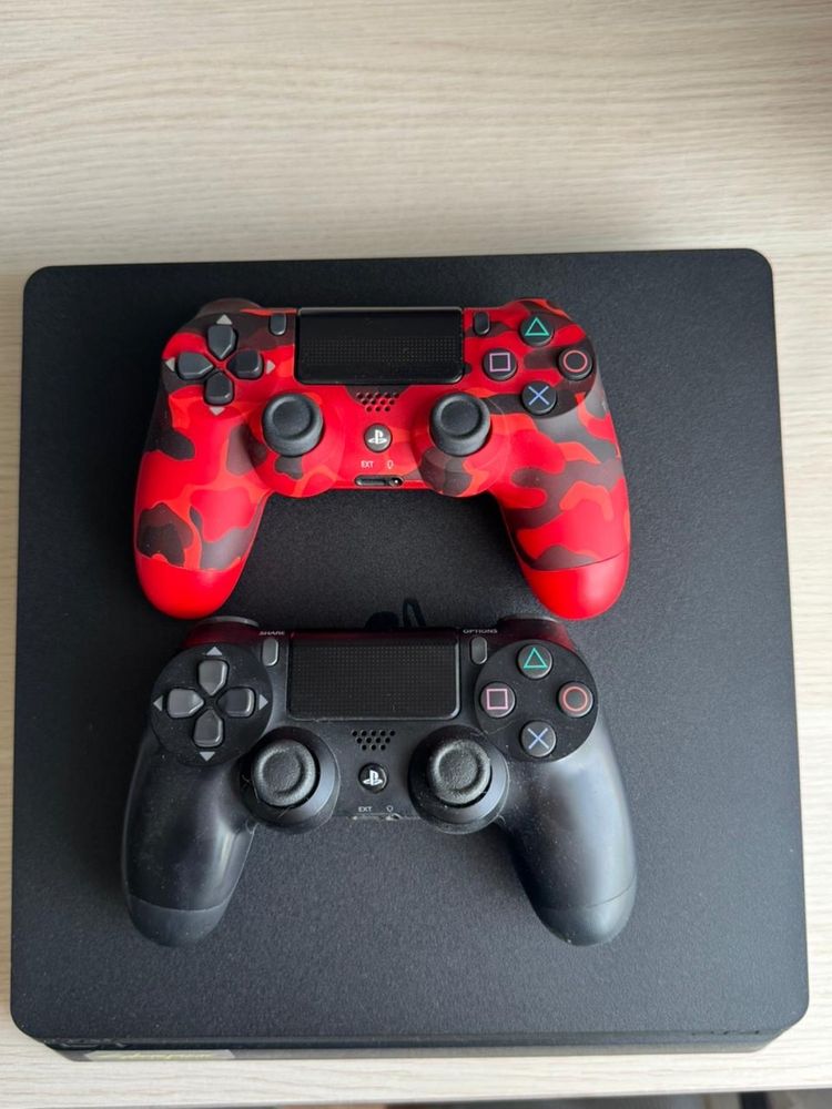 PS4 с коробкой + 6 игр в идеальном состоянии