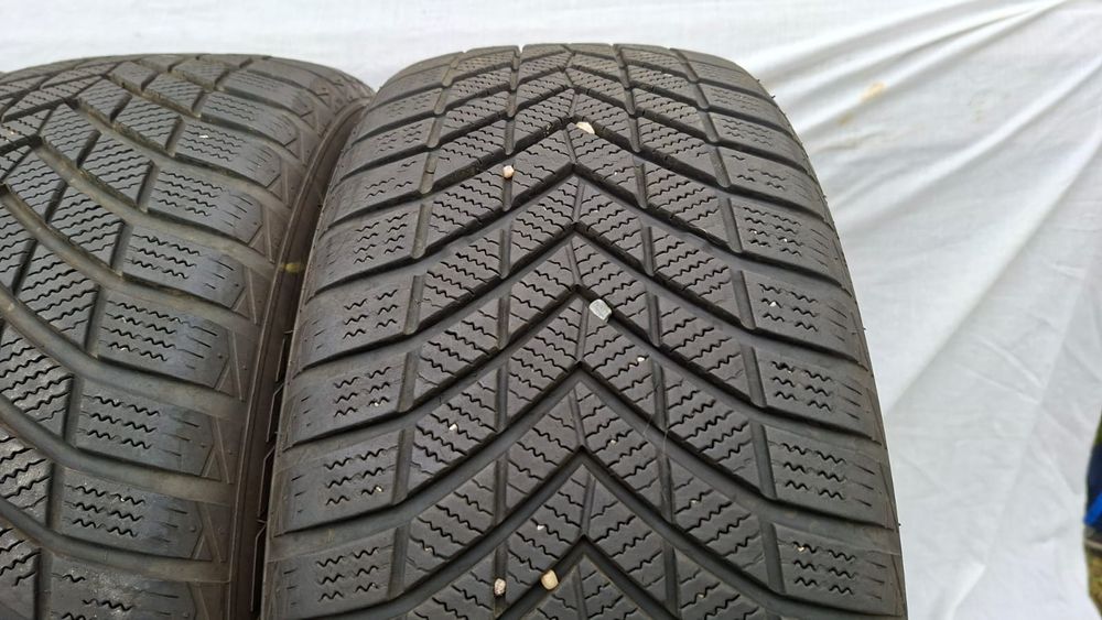 Cauciucuri 225 55 17