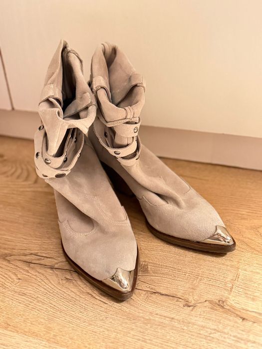 Vand ciocate  piele intoarsa nr 39