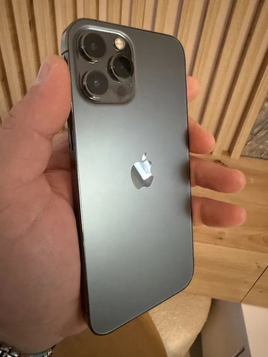Vand Iphone 12 Pro Max ca NOU !