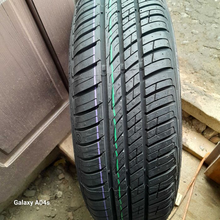 Vand roata fosta rezerva Sandero